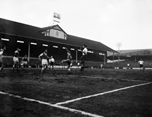 Tottenham 1-4 Arsenal, League Division One match at White Hart Lane