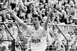 Tottenham 4-1 Watford, FA Cup semi final match at Villa Park, Saturday 11th April 1987