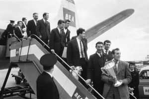 Tottenham Hotspur manager arriving home with the Spurs team