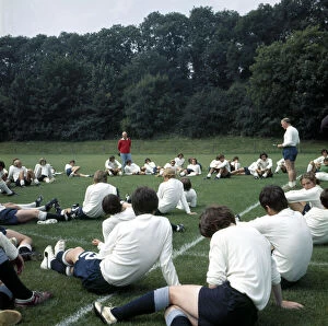 Images Dated 1st July 1971: Tottenham Hotspur manager Bill Nicholson talks to the Spurs squad during a training