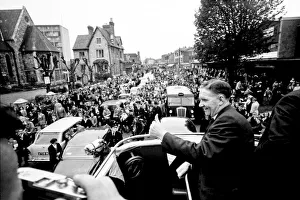 Tottenham Hotspur team and manager Bill Nicholson show off the FA Cup trophy from an