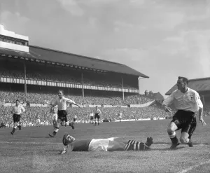 Tottenham Hotspur v West Bromwich Albion 23rd August 1952