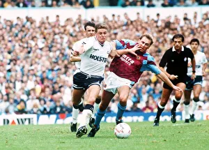 Battle Prints: Tottenham Hotspurs footballer Paul Gascoigne marked by Paul Birch of Aston Villa during