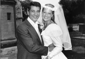 Tracy Childs actress in wedding dress with groom Dbase A©Mirrorpix