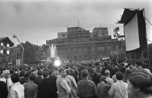 01169 Prints: Trafalgar Square London July 1969 A giant TV screen in trafalgar Square has been