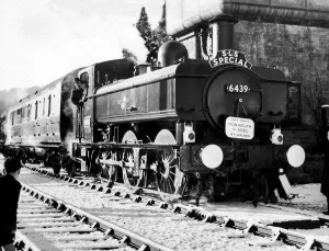 The last train on the Ross On Wye to Monmouth line, the Great Western Railway Class 6400