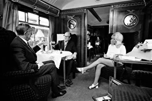 01470 Prints: The train now standing on a platform at Finsbury Park serves lunches to top business