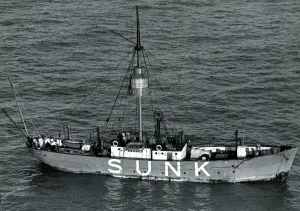 00186 Prints: One of the Trinity Lightships on the Goodwin Sands called Sunk Transport