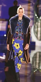 Images Dated 7th July 1996: Trish Goff models for Versace at Paris Fashion Show Fake fur collar coat