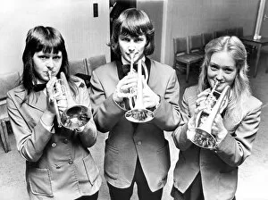 00116 Collection: Trying out some new cornets are Barbara Bullock, aged 14, left; Stuart Downie