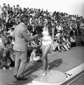 tThe Miss Tyne Tees Television beauty contest at Tynemouth Open Air Swimming Pool 24 July