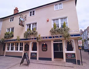 00092 Prints: The Three Tuns Pub in Windsor April 1997 Public House where boys from Eton School are