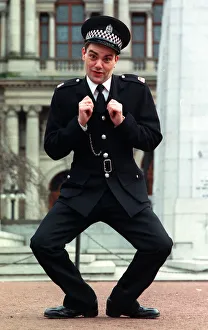 TV Programme Take the High Road GRAEME ROBERTSON WHO PLAYS THE POLICEMAN IN