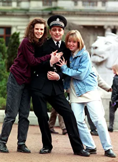 TV Programme Take the High Road GRAEME ROBERTSON WHO PLAYS THE POLICEMAN IN