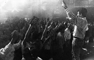 Tv Programme Top of The Pops, 3rd March 1989 Teenage fans get the warm up treatment