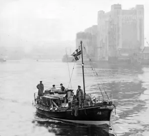Accidents Prints: The Tynemouth lifeboat Tynesider approaches Newcastle Quayside for it