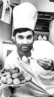 Sporting Legend Prints: Ulster Soccer Idol George Best July 1987 Belfast boy George Best samples some spuds