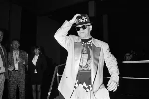 An unexpected photo call with Elton John. He is performing at the National Exhibition
