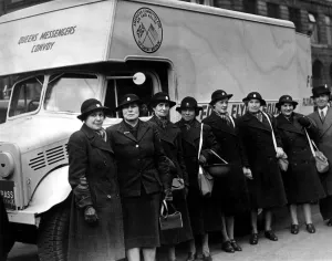 00422 Prints: Units of the Queens Messengers Food Convoy arrive in Newcaslte