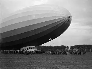 Rigid Prints: USS Los Angeles (ZR3), a 2, 472, 000 cubic foot rigid airship was built at Friedrichshafen