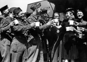 00071 Prints: Vera Lynn opens variety Ladies Guild YMCA tea car in London. June 1942