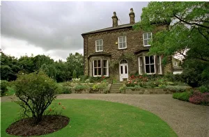 Victorian mansion of Andrea Brown July 1998 which Mel B of the Spice Girls is