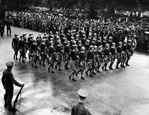 Land Army Prints: Victory Parade 1946. Land girls detachment. P04522