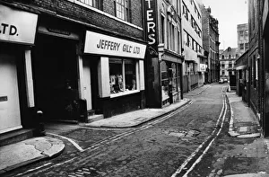 Street Scenes Prints: View down Pudding Chare showing the entrance to Wilsons Court (on left of picture)