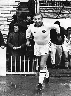 Villa chairman Doug Ellis swaps his boardroom duties for a soccer role at Villa Park