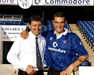 Chelsea Prints: Vinnie Jones with manager Ian Porterfield - August 1987 Football Chelsea FC