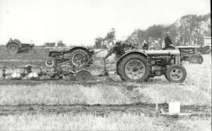 Farmer Prints: Vintage tractors - West Hallam ploughing match 15th October 1989