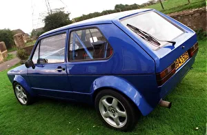 VW GOLF 4. 2 LITRE REAR WHEEL DRIVE October 1998 Owned by Tom Scott