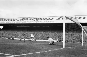 Wales 1-1 England, Home International Championship, Ninian Park, Sloper Road, Cardiff