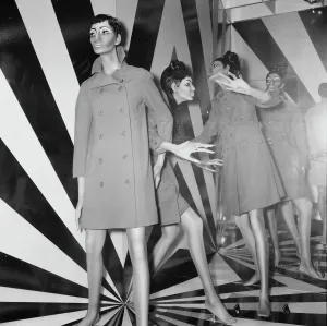 Clothes Prints: Wallis dress shop in Oxford Street have just placed the first black mannequins in a