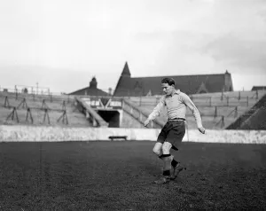 Magicfeet Prints: Walsh Manchester City Circa December 1946 - January 1947