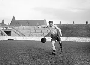 Walsh Manchester City. Circa December 1946 - January 1947