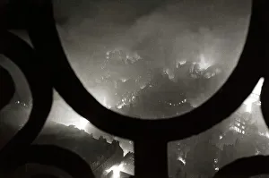 St Pauls Prints: War Bomb Damage Night Scene Fire London Blitz 29 / 12 / 1940