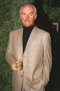 00029 Prints: Waxwork model of Sean Connery at Madame Tussauds May 1998