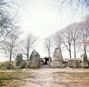 Landscape Prints: Waylands Smithy, a Neolithic long barrow and chamber tomb situated in the Vale of