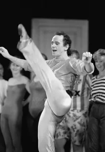 Entertainmnent Prints: Wayne Sleep attends a dance class and demonstration at The Theatre Royal in Newcastle