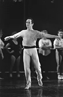 01239 Prints: Wayne Sleep attends a dance class and demonstration at The Theatre Royal in Newcastle