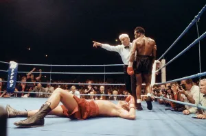 WBC super-middleweight title, Nigel Benn vs Lou Gent. Earls Court Exhibition Centre