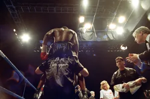 WBC super-middleweight title, Nigel Benn vs Nicky Piper
