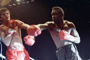 WBC super-middleweight title, Nigel Benn vs Nicky Piper