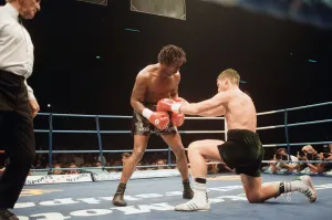 WBC super-middleweight title, Nigel Benn vs Vincenzo Nardiello. London Arena, England