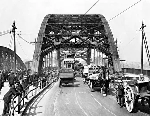 Wearmouth Bridge in Sunderland in the 1930s - Just a different kind of traffic jam in