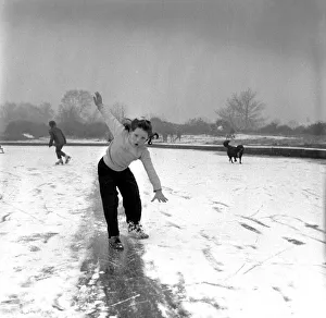 00182 Prints: Weather - Snow - Ice - Ice Skating - Children Little girl Jane Weaver makes fast