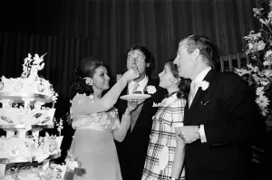 00945 Prints: The wedding reception of Roger Moore and Luisa Mattioli at the Royal Garden Hotel