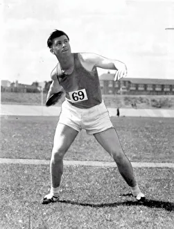 00352 Prints: Welsh Athlete Hywel Williams - Discus - Maindy Stadium - 14th June 1952