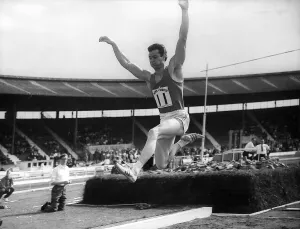 00273 Prints: Welsh long jumper Lynn (the leap) Davies of Glamorgan breaks record by jumping 26ft